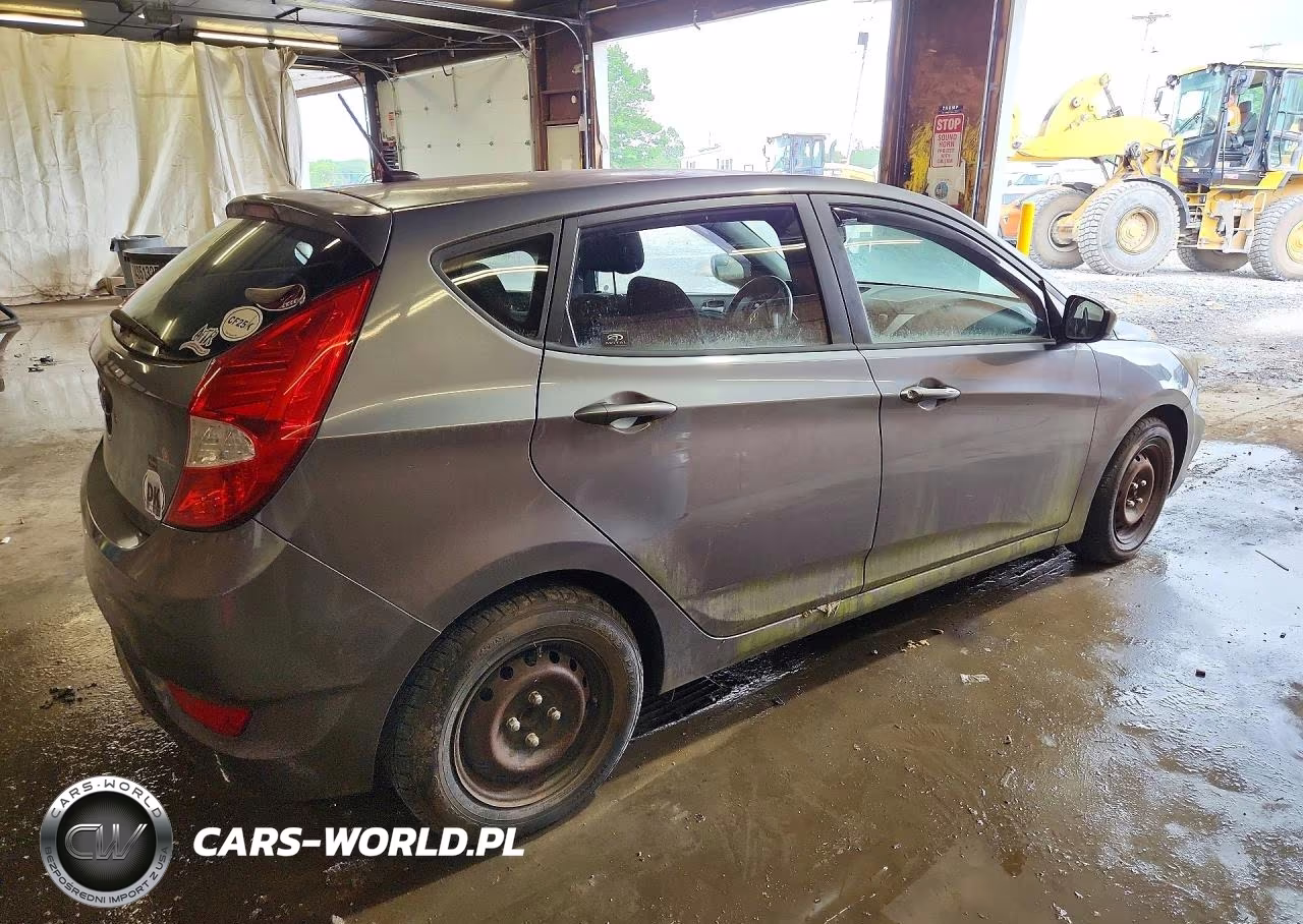 2015 Hyundai Accent Gs VIN:KMHCT5AE9FU220861 - 3