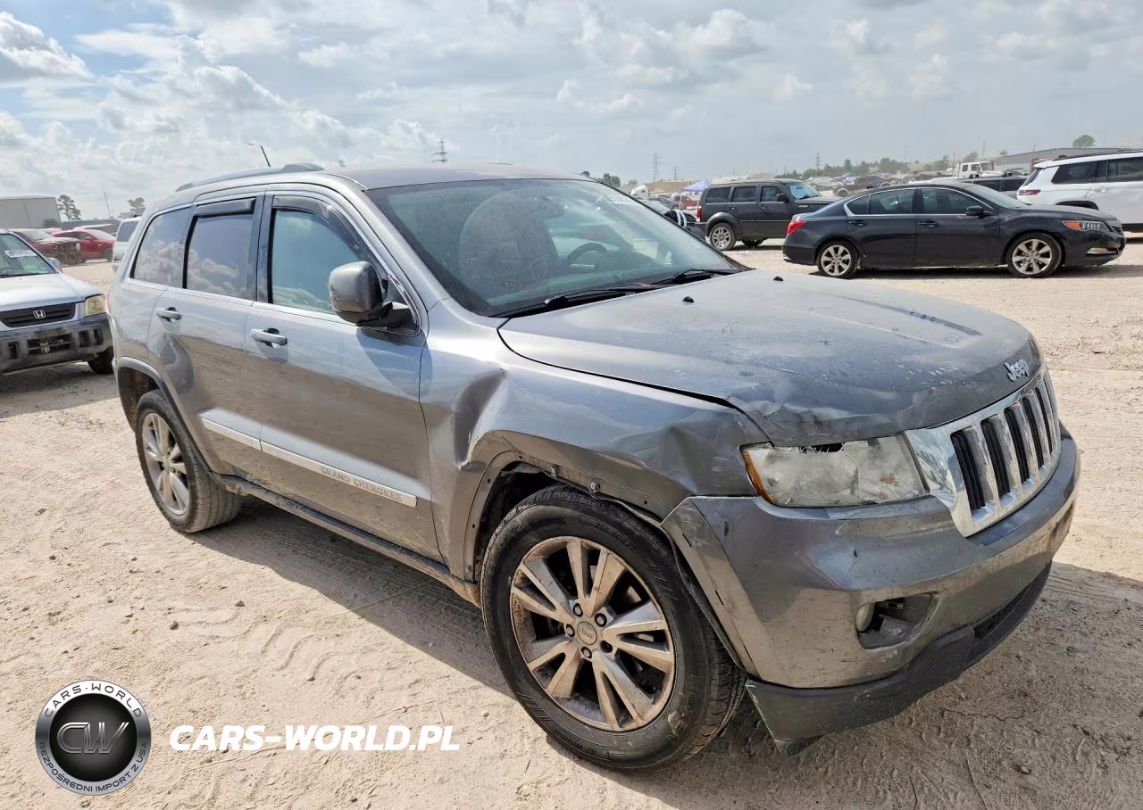 2012 Jeep Grand Cherokee Laredo VIN:1C4RJFAG9CC297811 - 4