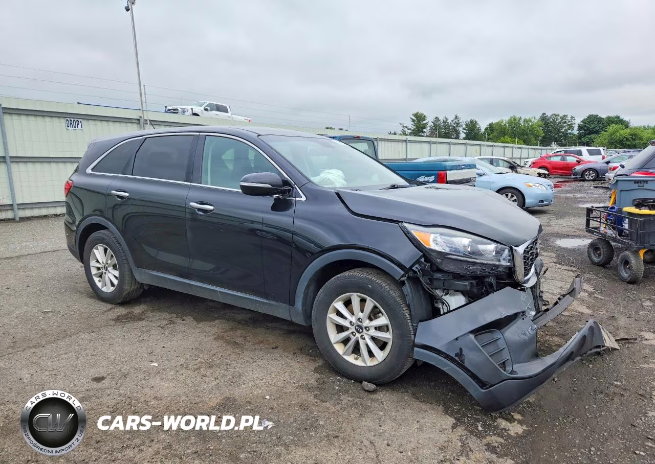 2019 Kia Sorento L VIN:5XYPG4A38KG575969 - 4