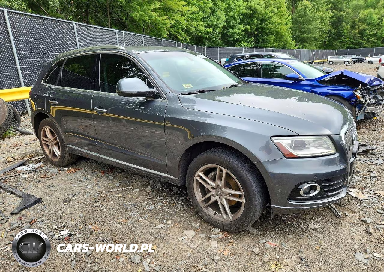 2015 Audi Q5 Premium Plus VIN:WA1LFAFPXFA068955 - 4