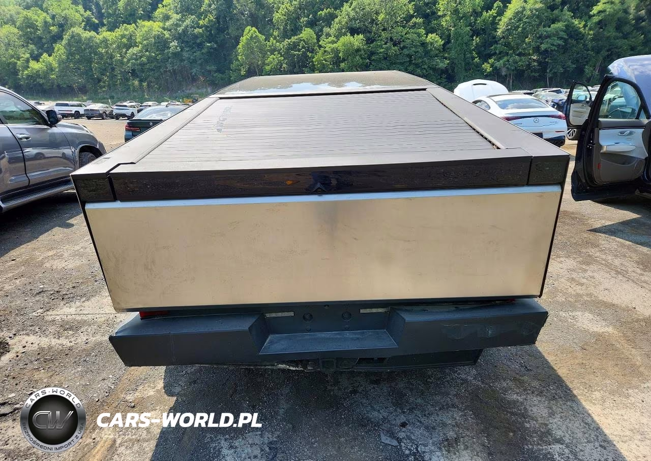 2026 Tesla Cybertruck VIN:7G2CEHED0TA090176 - 6