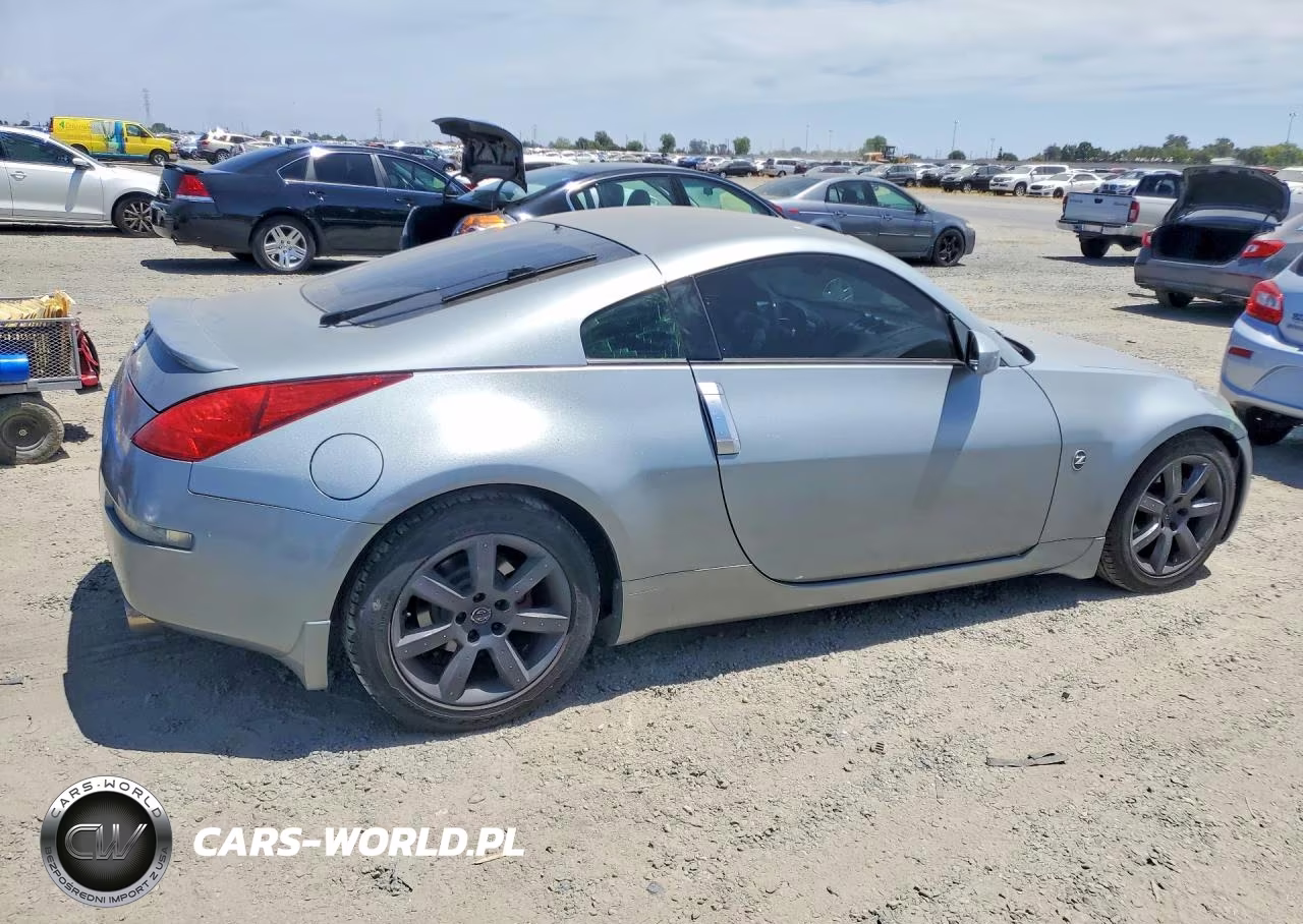 2004 Nissan 350Z Coupe VIN:JN1AZ34E34T063375 - 3