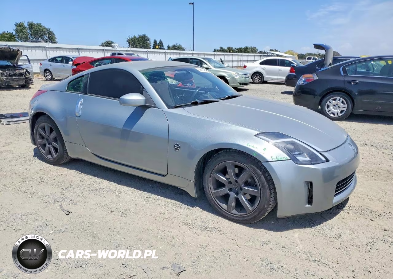 2004 Nissan 350Z Coupe VIN:JN1AZ34E34T063375 - 4