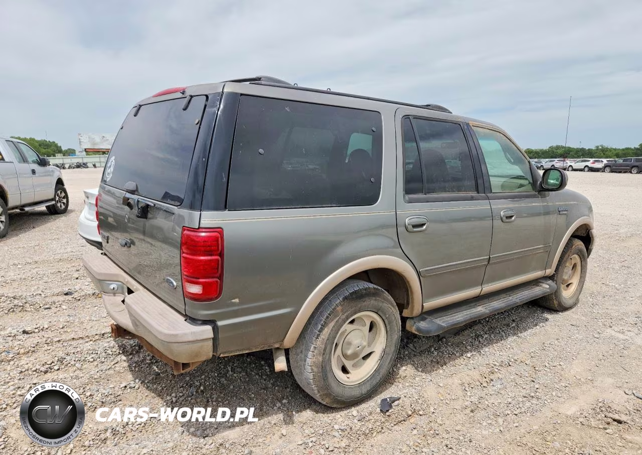 1999 Ford Expedition VIN:1FMPU18LXXLA74943 - 3