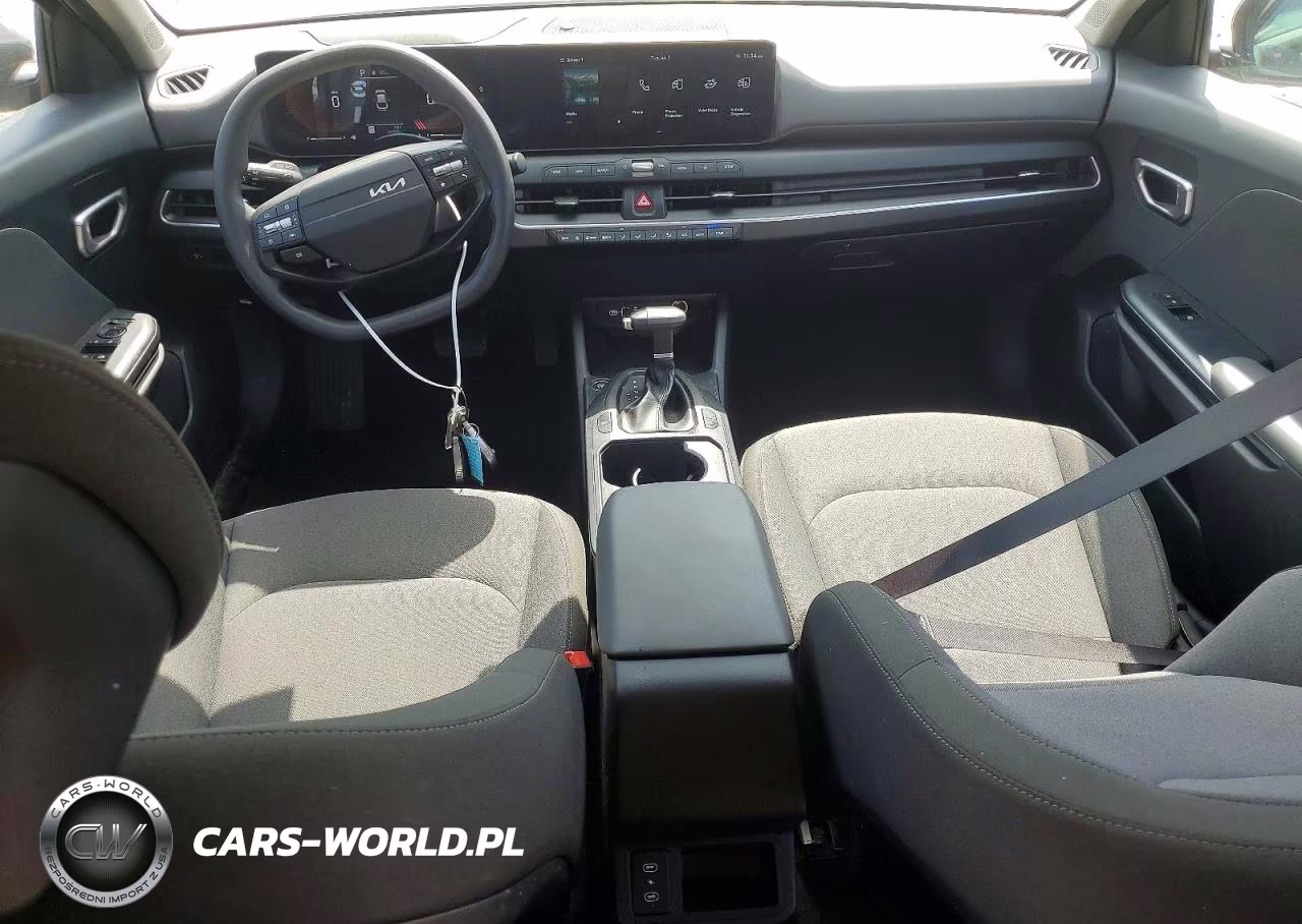 2025 Kia K4 Lxs VIN:3KPFT4DEXSE074664 - 8