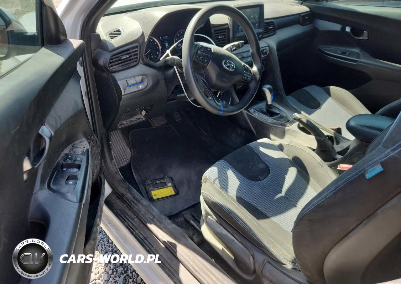 2020 Hyundai Veloster 2.0L VIN:KMHTG6AF4LU024695 - 8