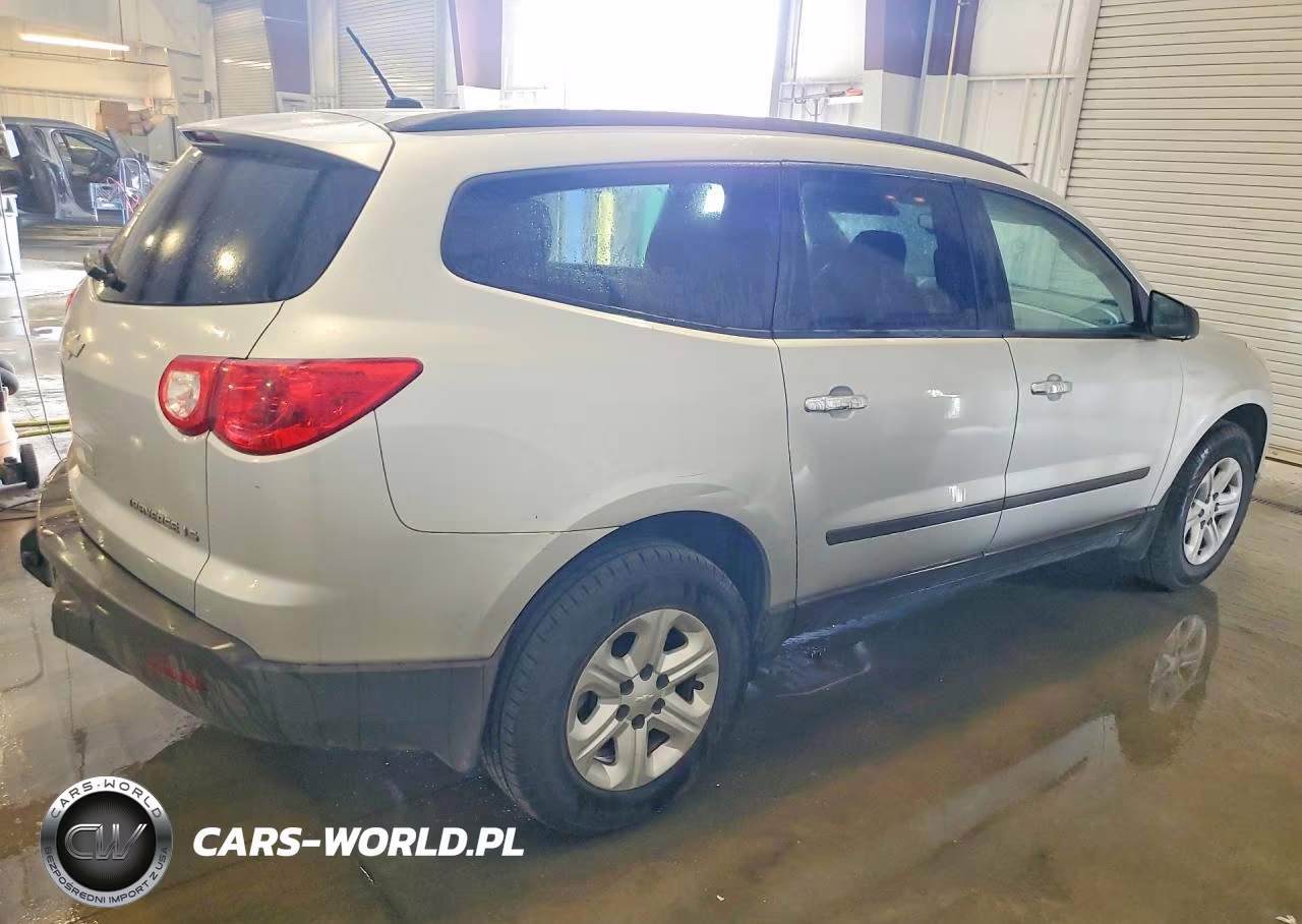 2012 Chevrolet Traverse Ls VIN:1GNKVFED2CJ366167 - 3
