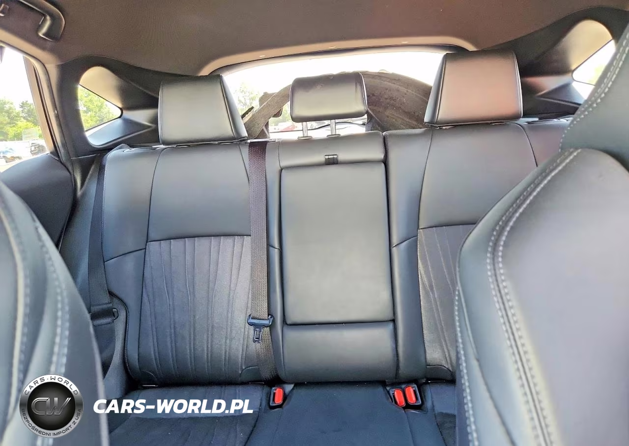 2021 Toyota Venza Xle VIN:JTEAAAAH8MJ068215 - 10