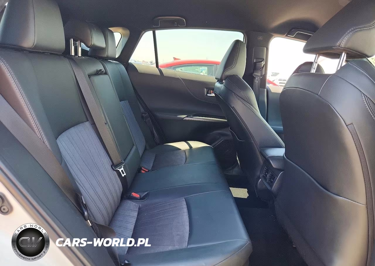 2021 Toyota Venza Xle VIN:JTEAAAAH8MJ068215 - 11