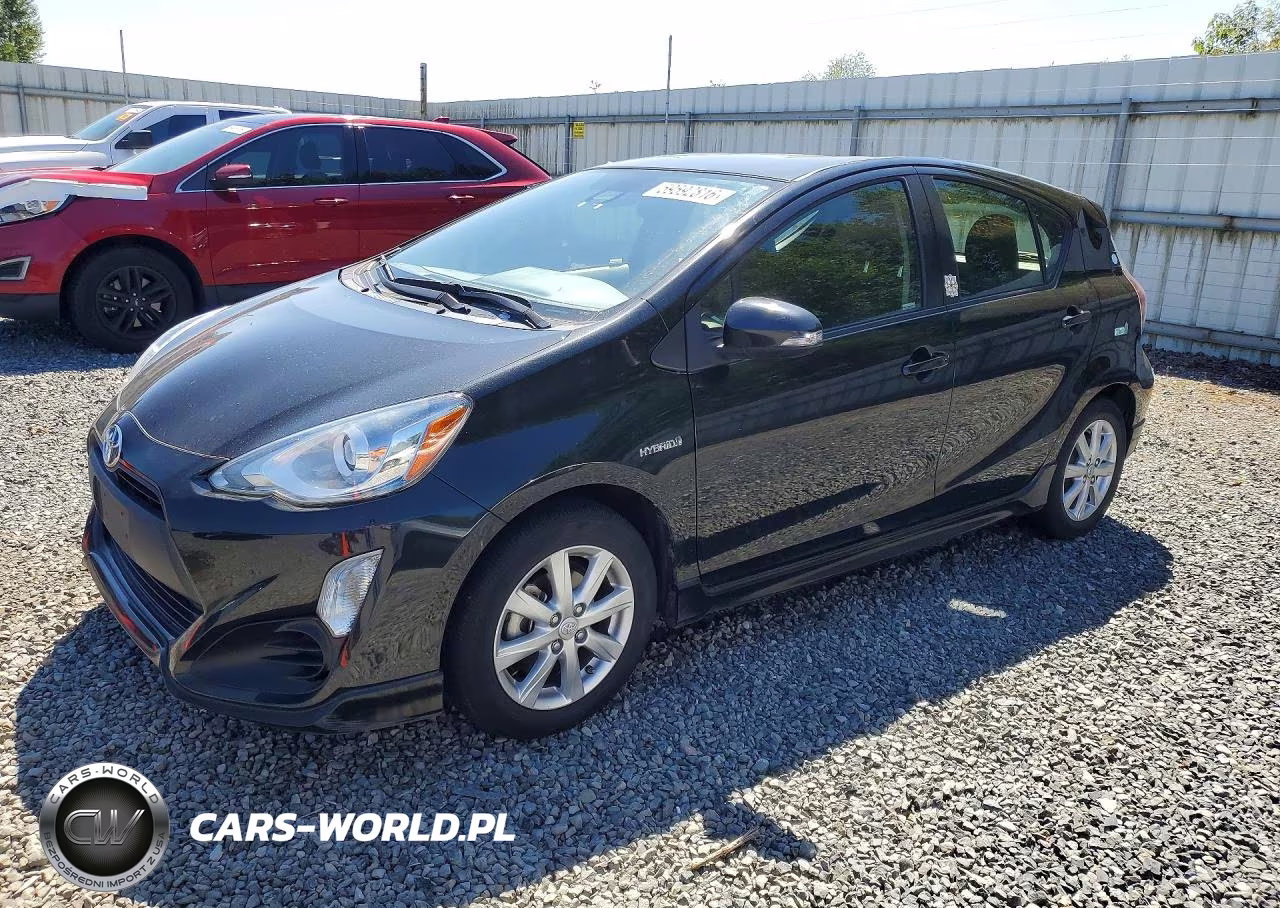 2017 Toyota Prius C Two