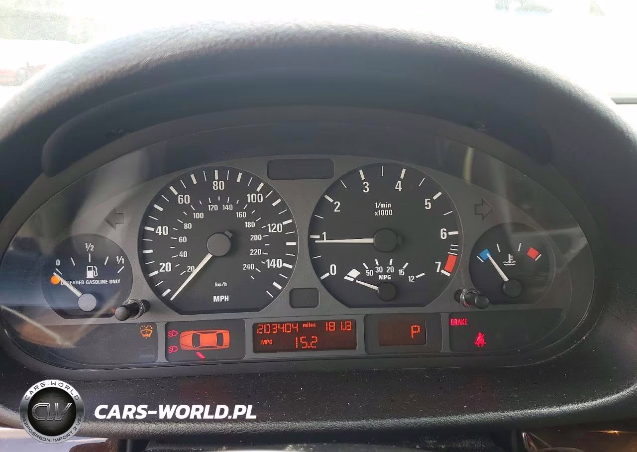 2005 BMW 325 I VIN:WBAEV33425KW16816 - 9