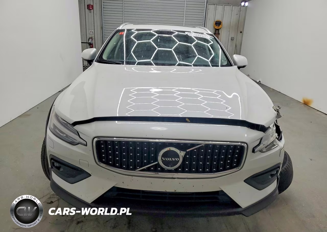 2025 Volvo V60 Cross Country Plus VIN:YV4L12WK6S2146776 - 5