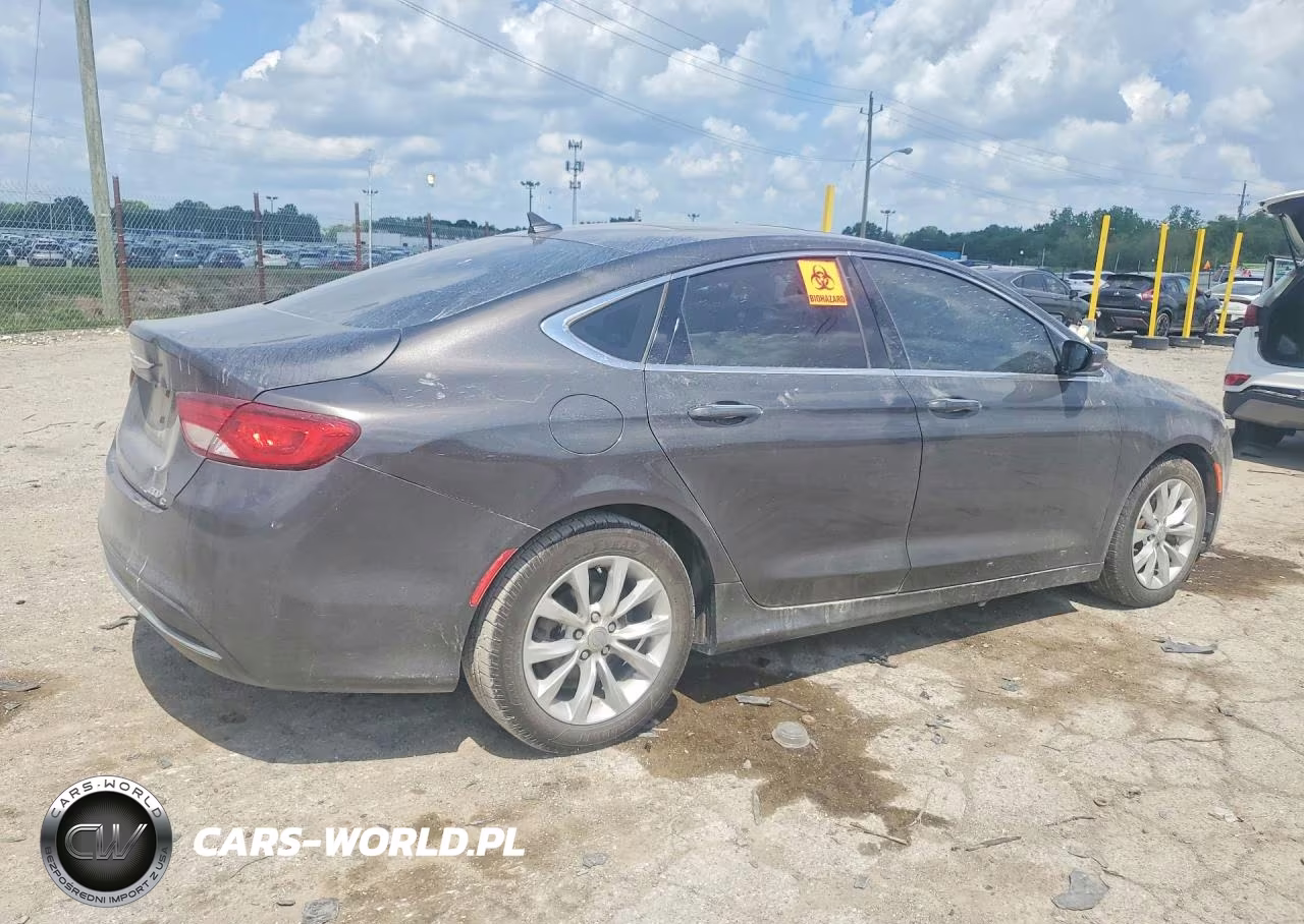 2015 Chrysler 200 C VIN:1C3CCCCB4FN509298 - 3