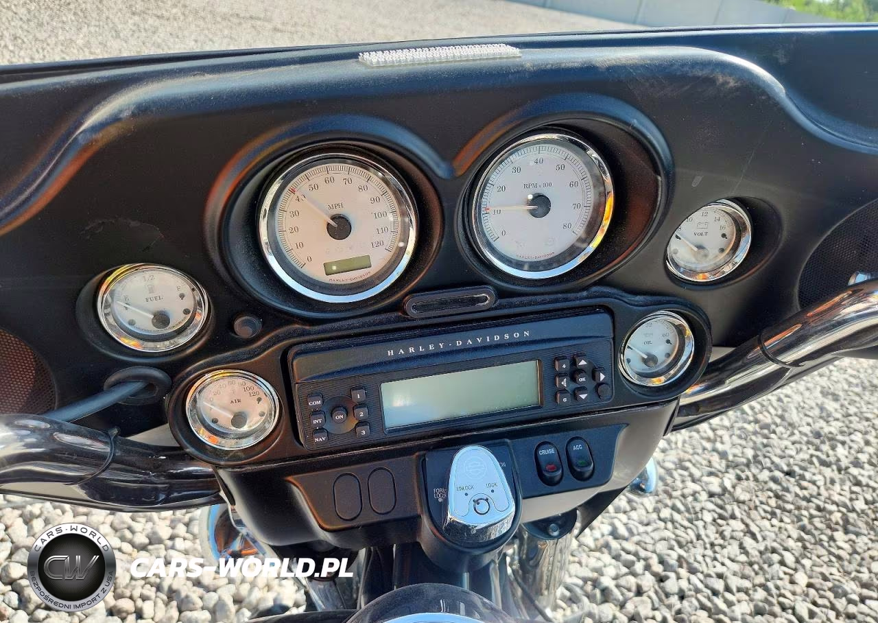 2010 Harley-Davidson Flhx VIN:1HD1KB415AB636527 - 7