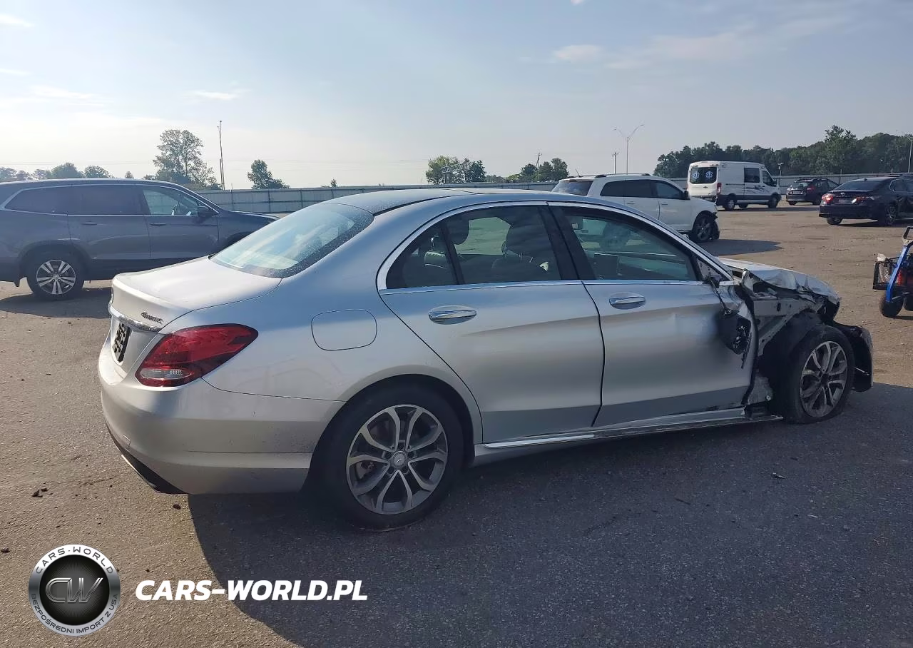 2017 Mercedes-Benz C 300 4Matic VIN:55SWF4KB2HU207368 - 3