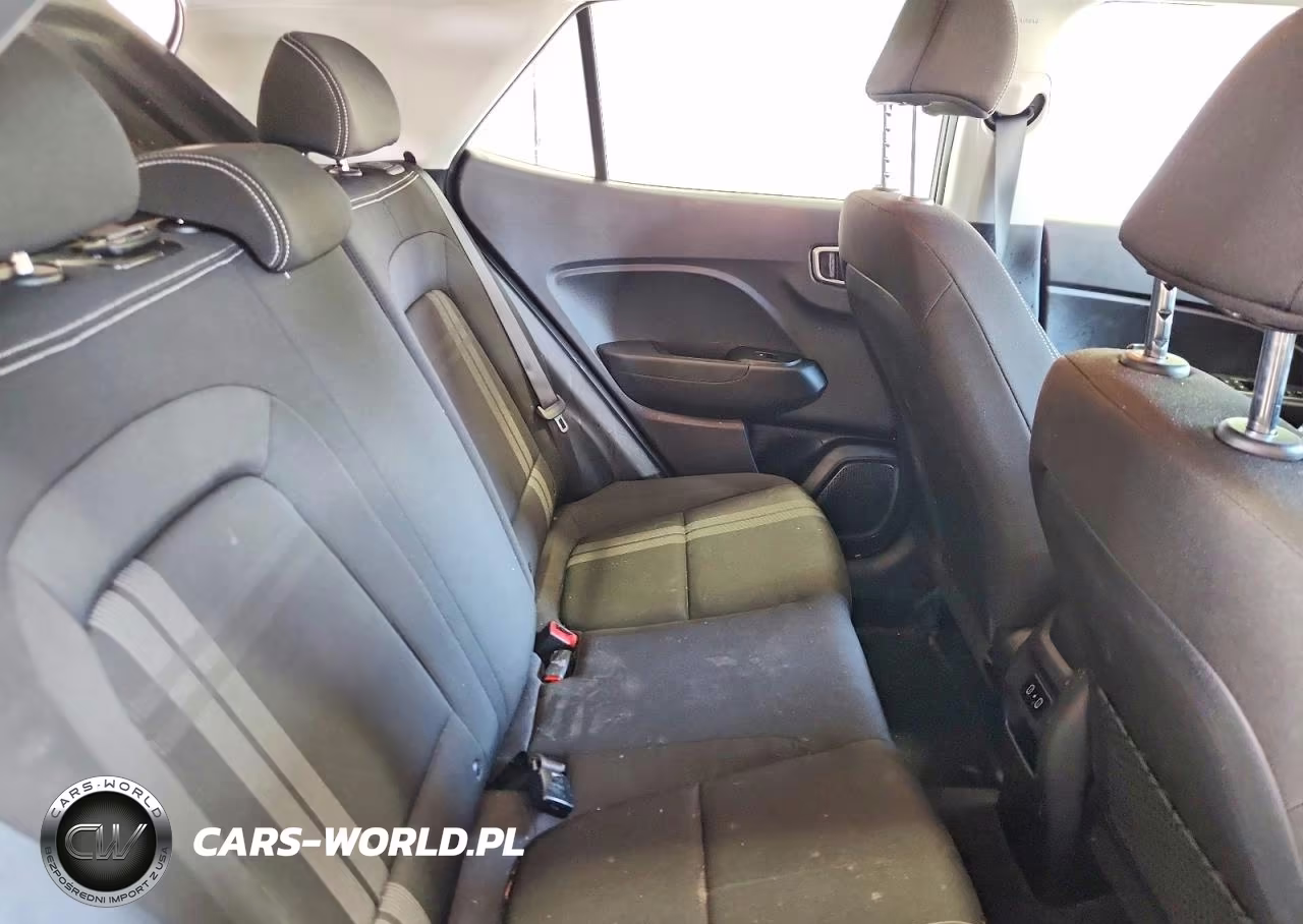 2025 Hyundai Venue Sel VIN:KMHRC8A32SU407685 - 10