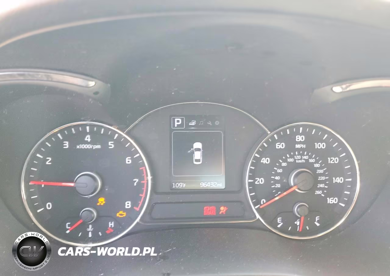 2018 Kia Forte S VIN:3KPFL4A71JE250926 - 9