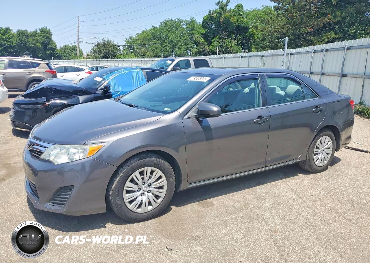 2013 Toyota Camry Le