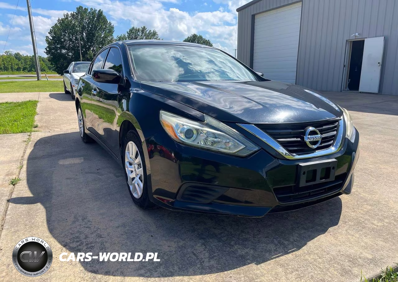 2016 Nissan Altima 2.5 S – zdjęcie 1 z 10