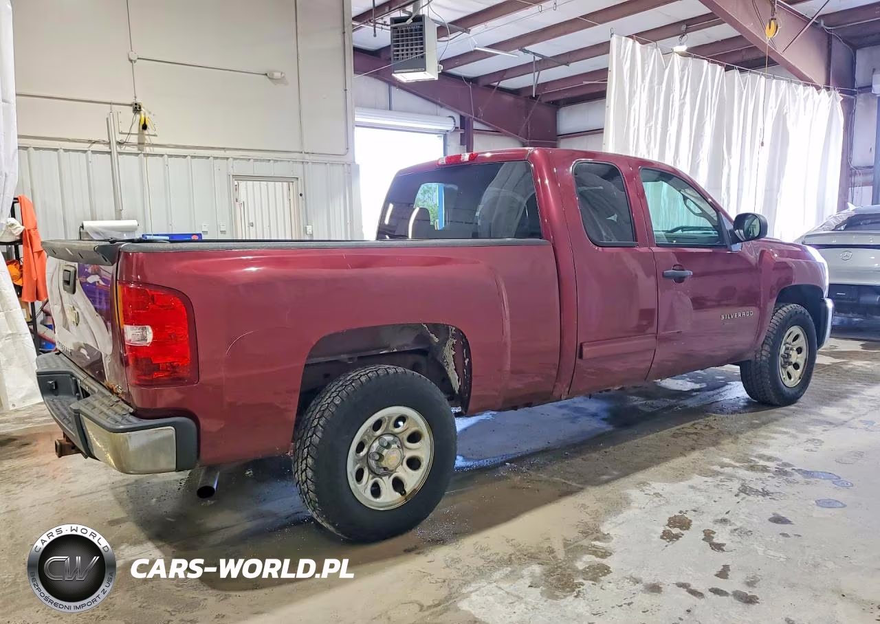 2013 Chevrolet Silverado K1500 Ls VIN:1GCRKREA6DZ169030 - 3