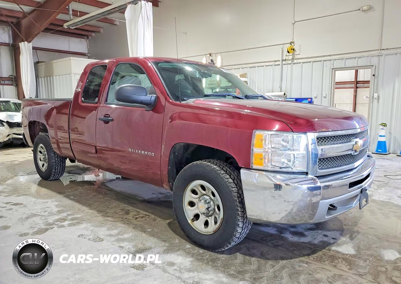2013 Chevrolet Silverado K1500 Ls VIN:1GCRKREA6DZ169030 - 4