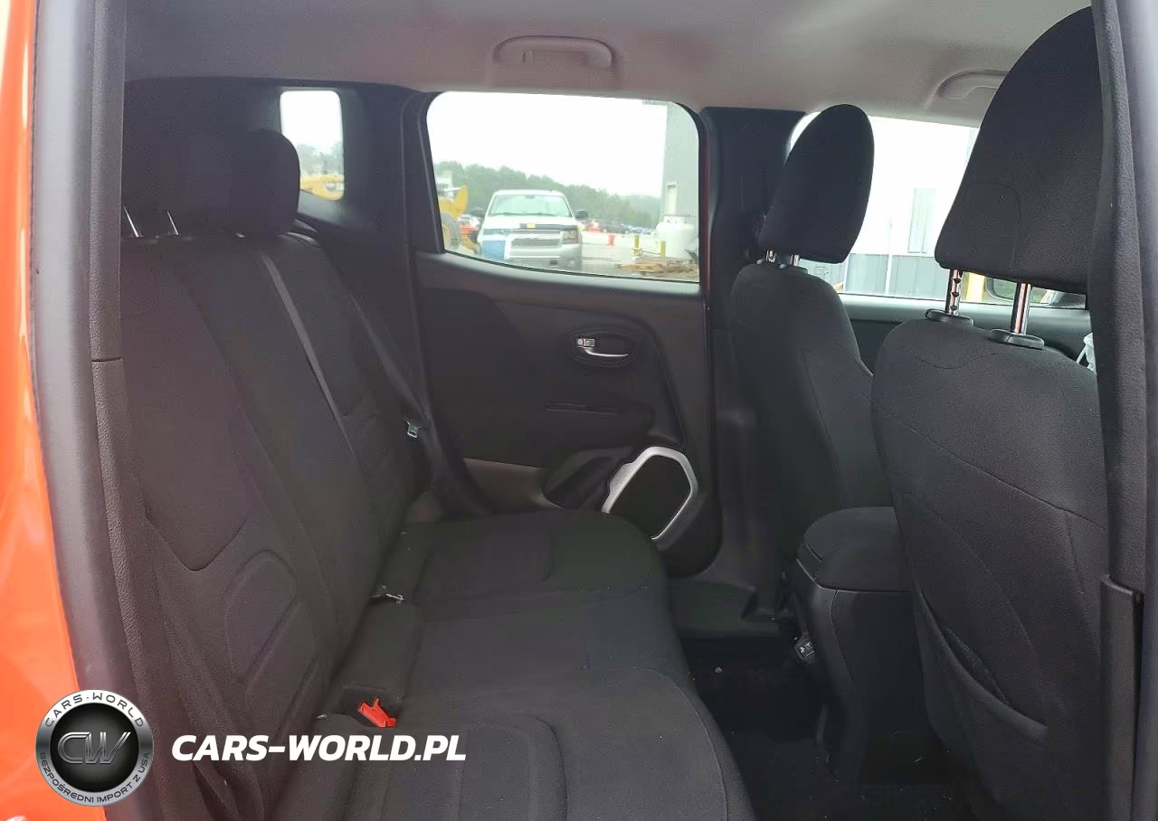 2018 Jeep Renegade Latitude VIN:ZACCJBBBXJPH69184 - 11