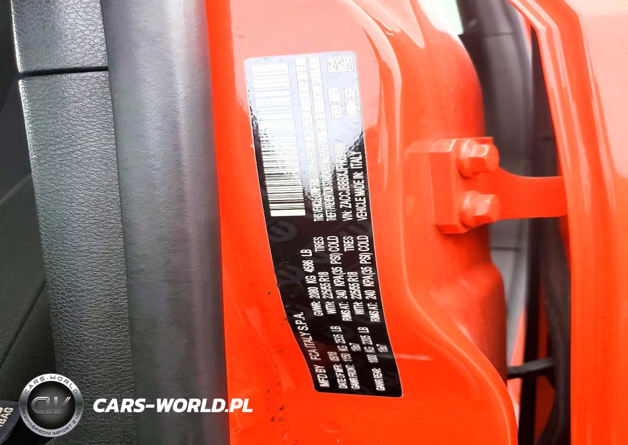 2018 Jeep Renegade Latitude VIN:ZACCJBBBXJPH69184 - 13