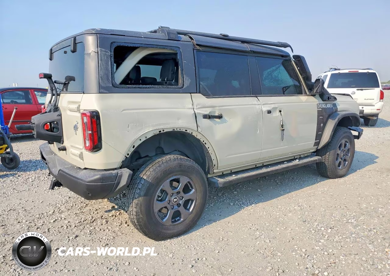 2022 Ford Bronco Base VIN:1FMEE5DH7NLB58678 - 3