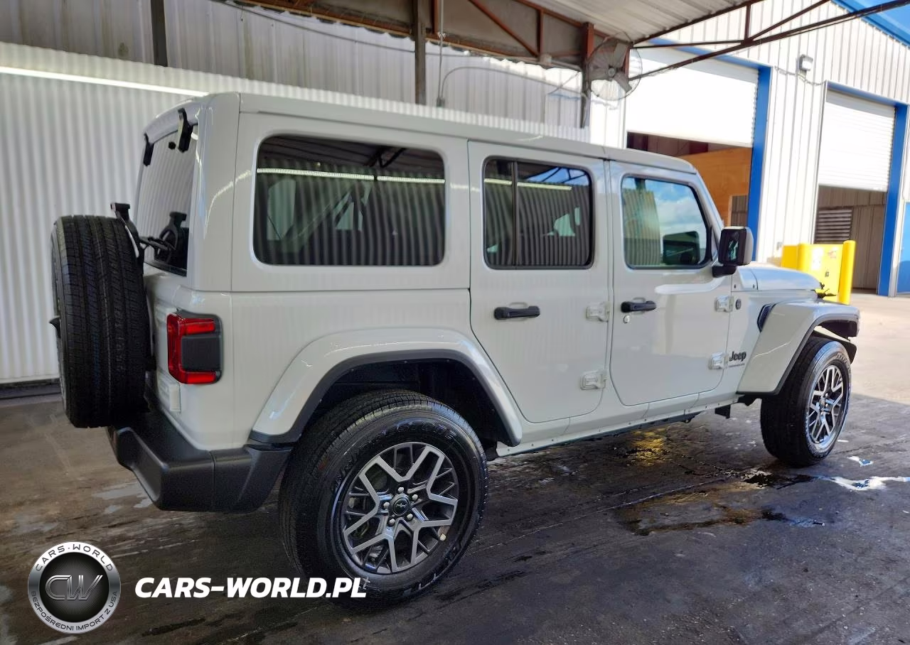 2026 Jeep Wrangler Sahara VIN:1C4PJXEN5TW194759 - 3