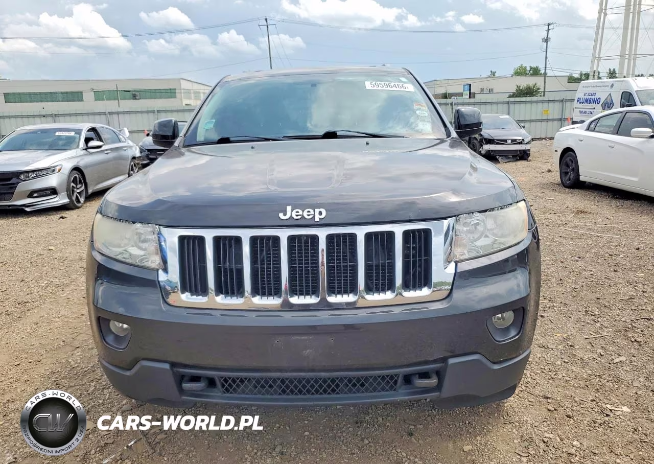 2011 Jeep Grand Cherokee Laredo VIN:1J4RR4GG7BC641889 - 5