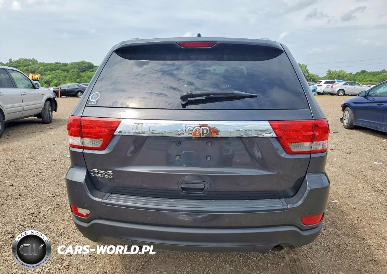 2011 Jeep Grand Cherokee Laredo VIN:1J4RR4GG7BC641889 - 6