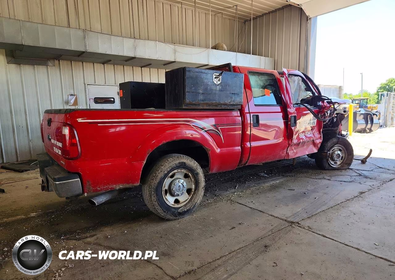 2013 Ford F250 Super Duty VIN:1FT7W2B65DEB77100 - 3