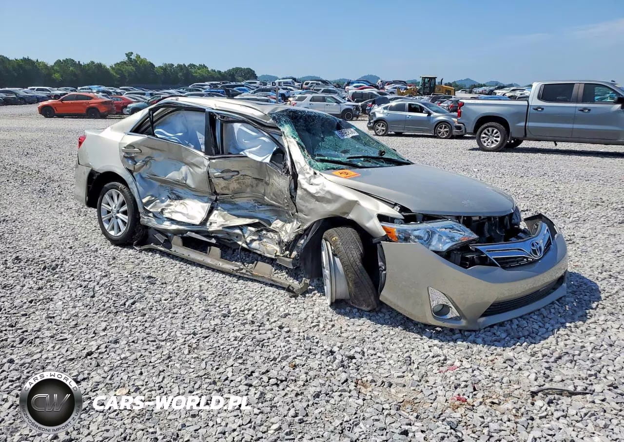 2014 Toyota Camry Xle VIN:4T1BF1FK6EU388420 - 4