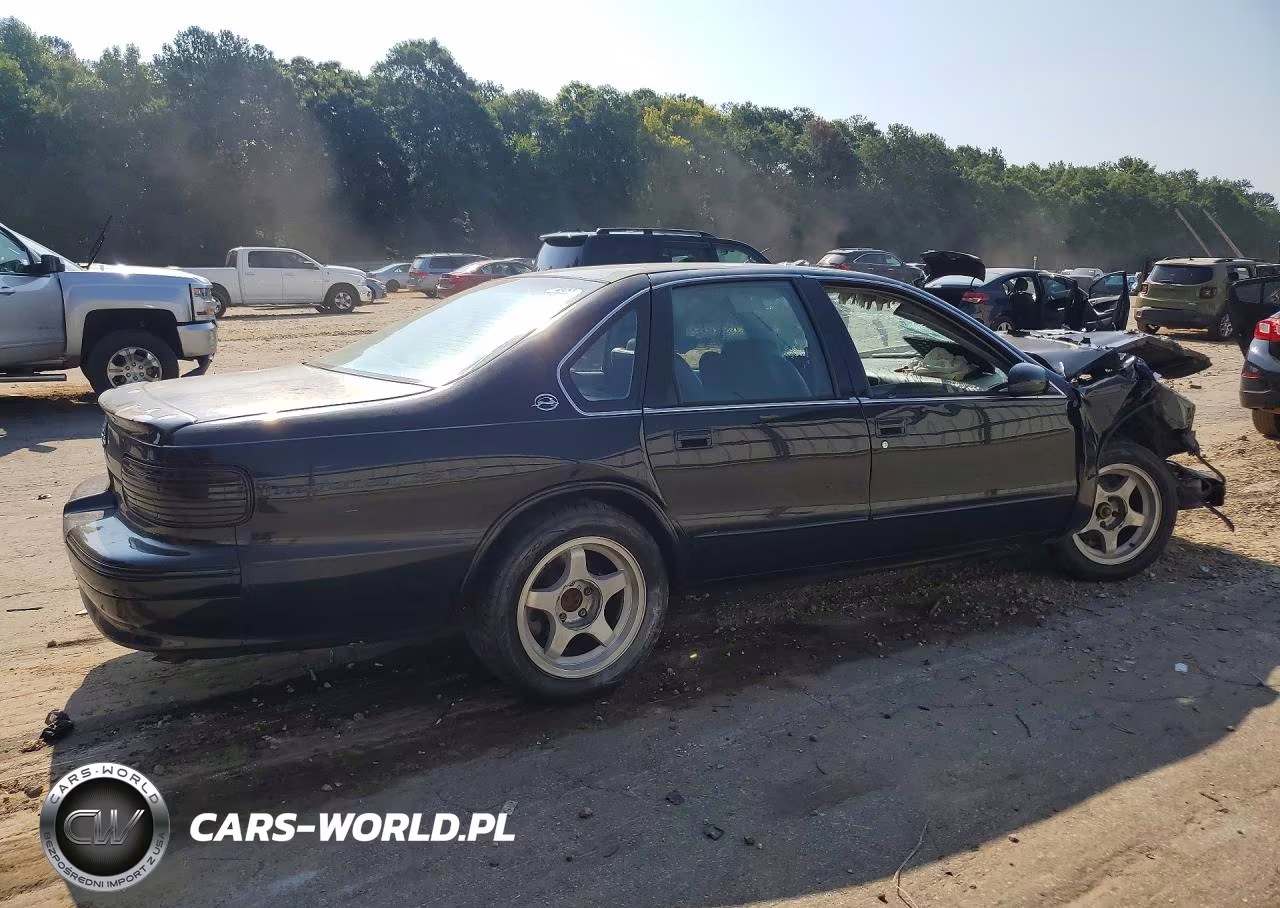 1995 Chevrolet Caprice - Impala Classic Ss VIN:1G1BL52P1SR174304 - 3