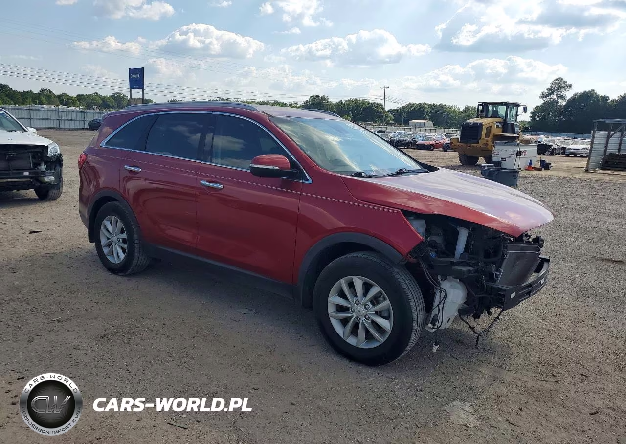 2018 Kia Sorento Lx VIN:5XYPG4A33JG404917 - 4