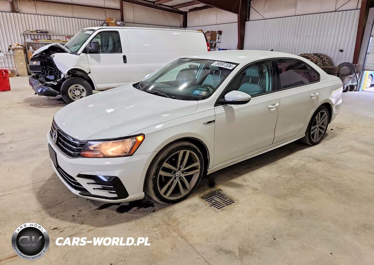 2018 Volkswagen Passat S – zdjęcie 1 z 12