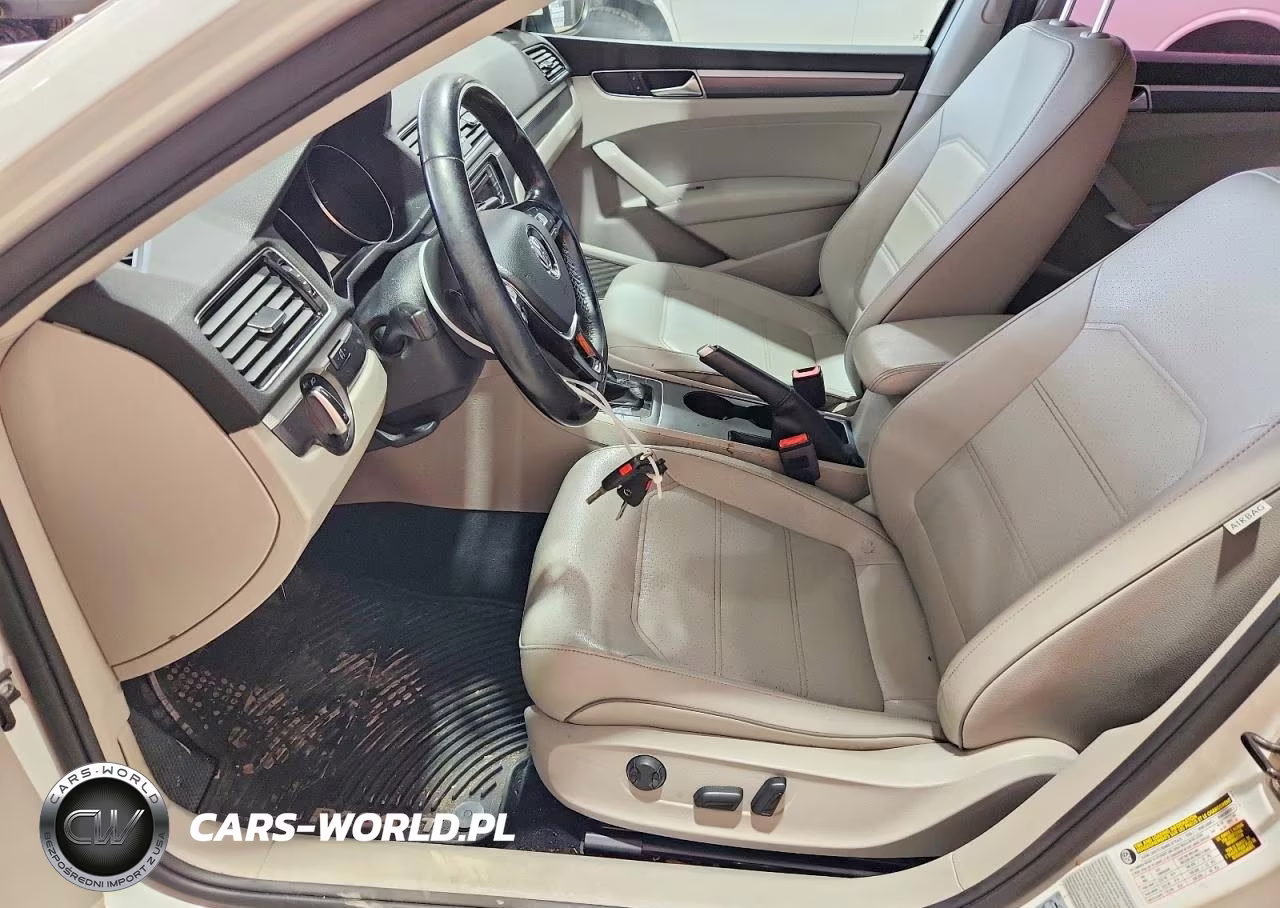 2018 Volkswagen Passat S VIN:1VWAA7A39JC008016 - 7