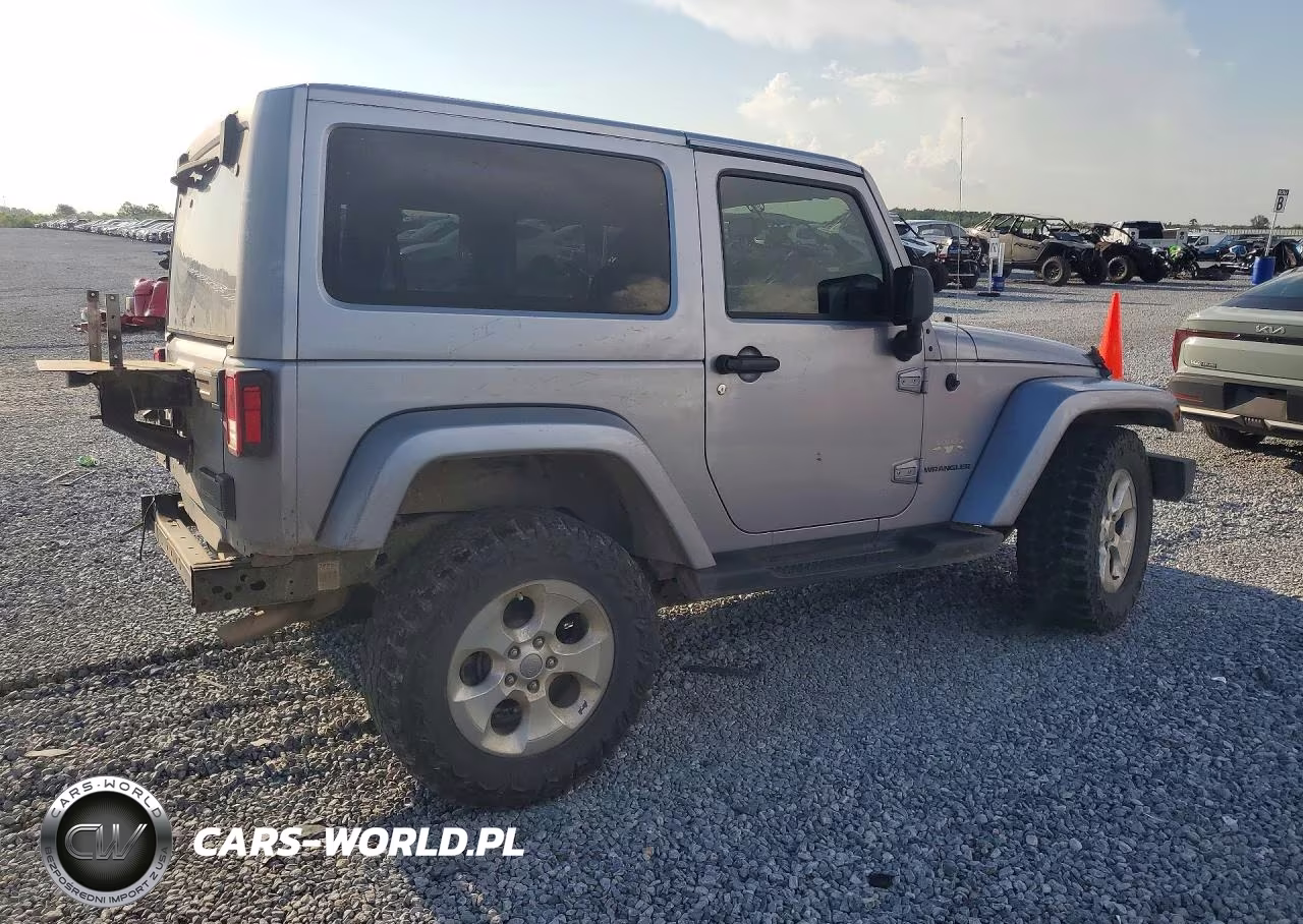 2013 Jeep Wrangler Sahara VIN:1C4AJWBG1DL670448 - 3