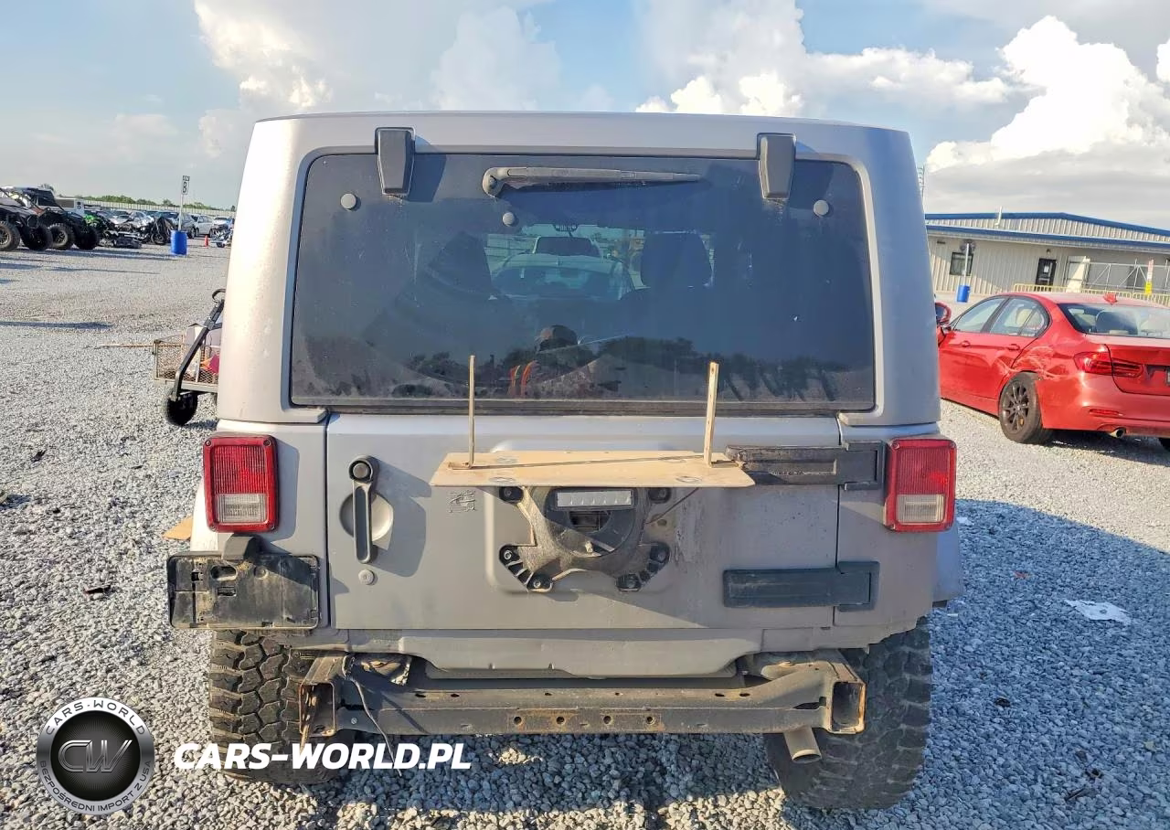 2013 Jeep Wrangler Sahara VIN:1C4AJWBG1DL670448 - 6