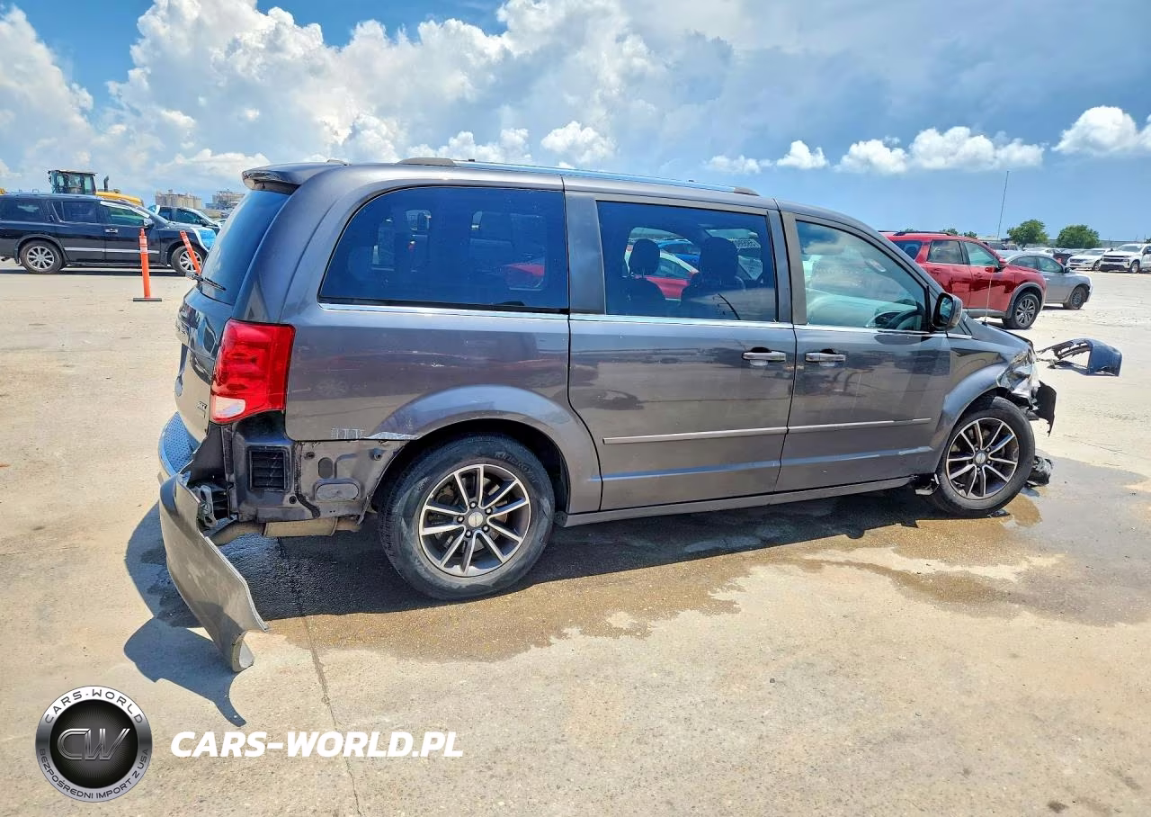 2017 Dodge Grand Caravan Sxt VIN:2C4RDGCG6HR589392 - 3