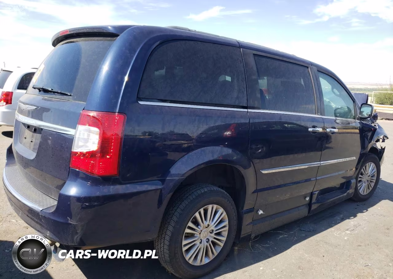 2013 Chrysler Town & Country Touring L VIN:2C4RC1CG3DR558224 - 3