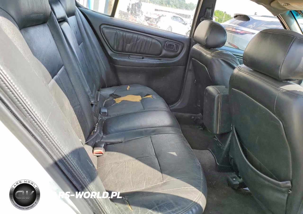 2001 Nissan Altima Xe VIN:1N4DL01D01C206340 - 10