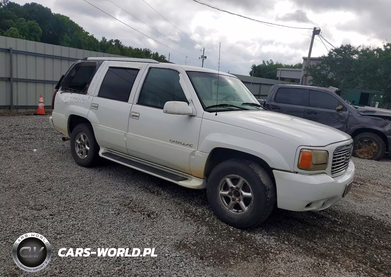 2000 Cadillac Escalade VIN:1GYEK13R9YR115147 - 4