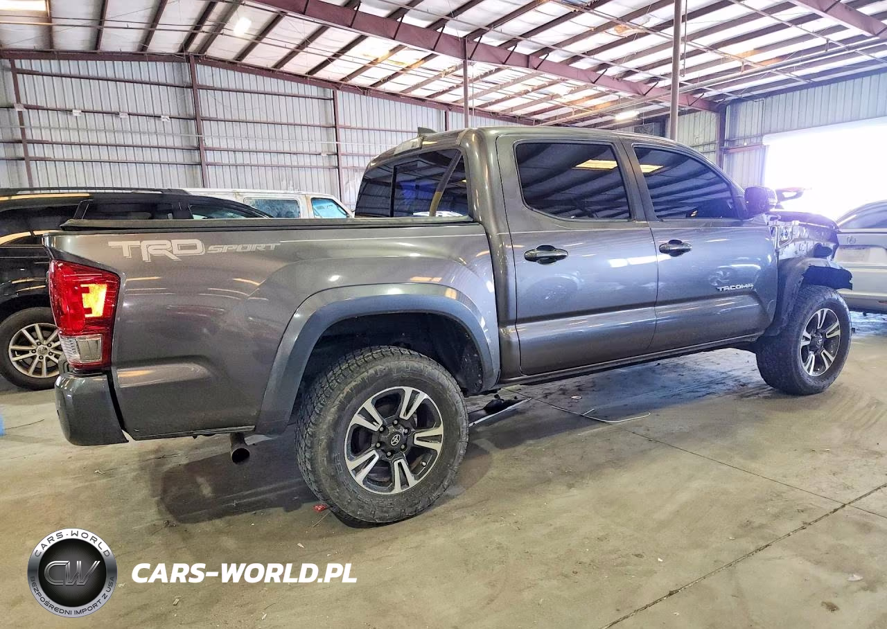 2017 Toyota Tacoma Trd Sport VIN:5TFAZ5CN8HX050162 - 3