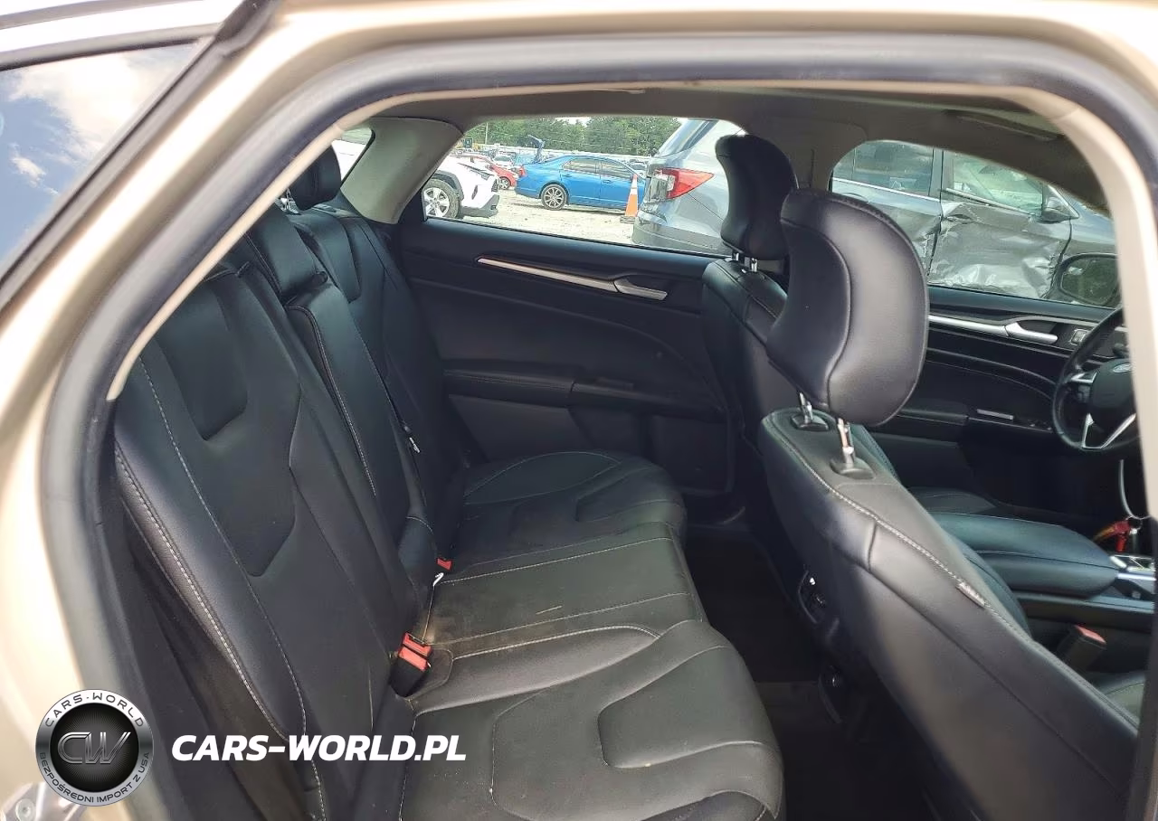 2018 Ford Fusion Titanium-Platinum VIN:3FA6P0D99JR206469 - 10