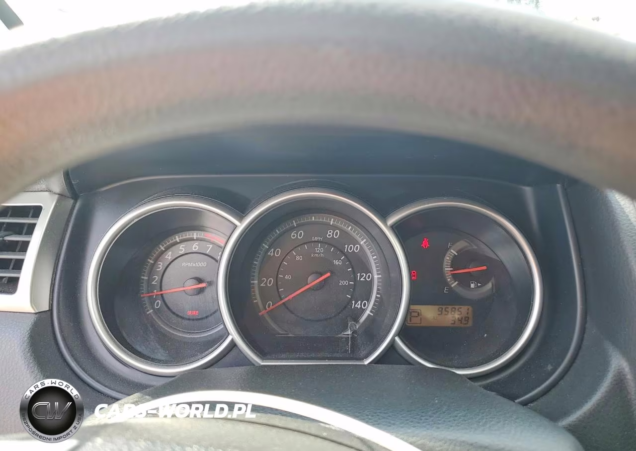 2011 Nissan Versa 1.8 S VIN:3N1BC1CP0BL390735 - 9