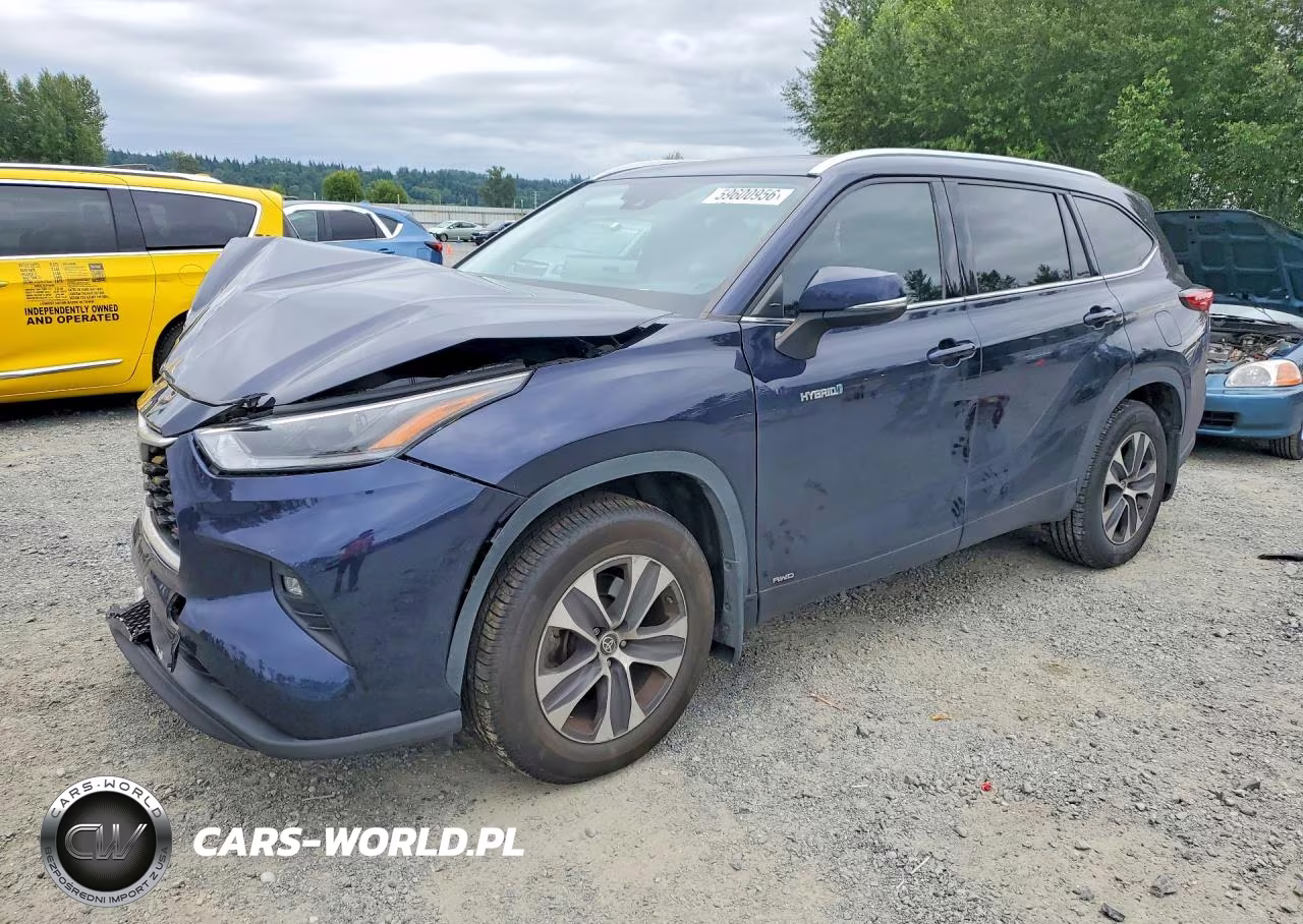 2021 Toyota Highlander Hybrid Xle