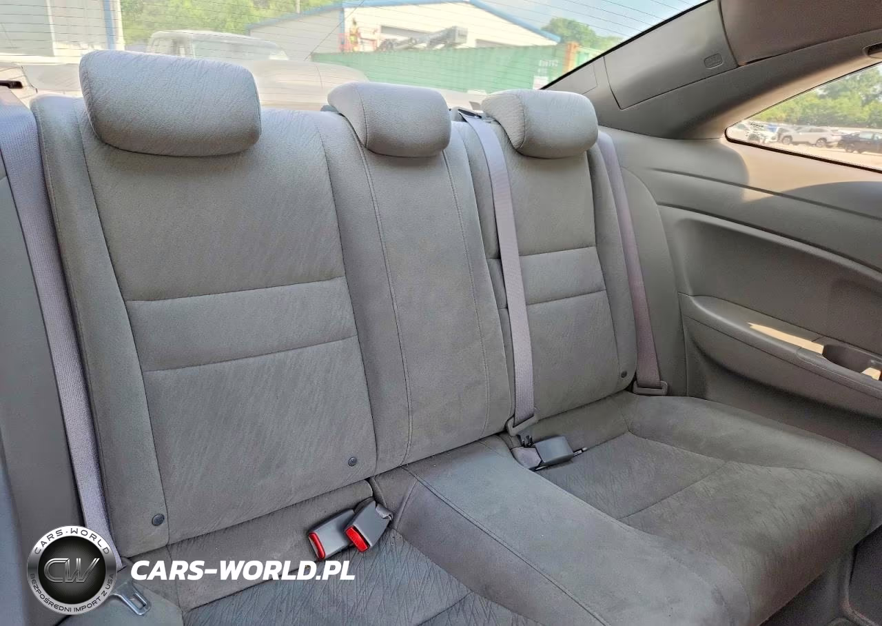 2007 Honda Civic Lx VIN:2HGFG12647H576887 - 10