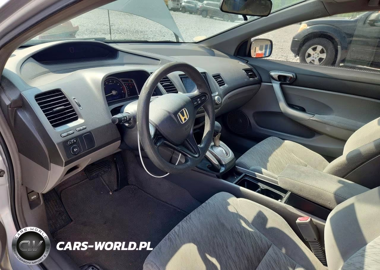 2007 Honda Civic Lx VIN:2HGFG12647H576887 - 8