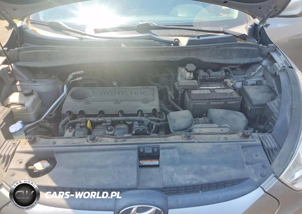 2011 Hyundai Tucson Gls VIN:KM8JU3AC1BU272888 - 12